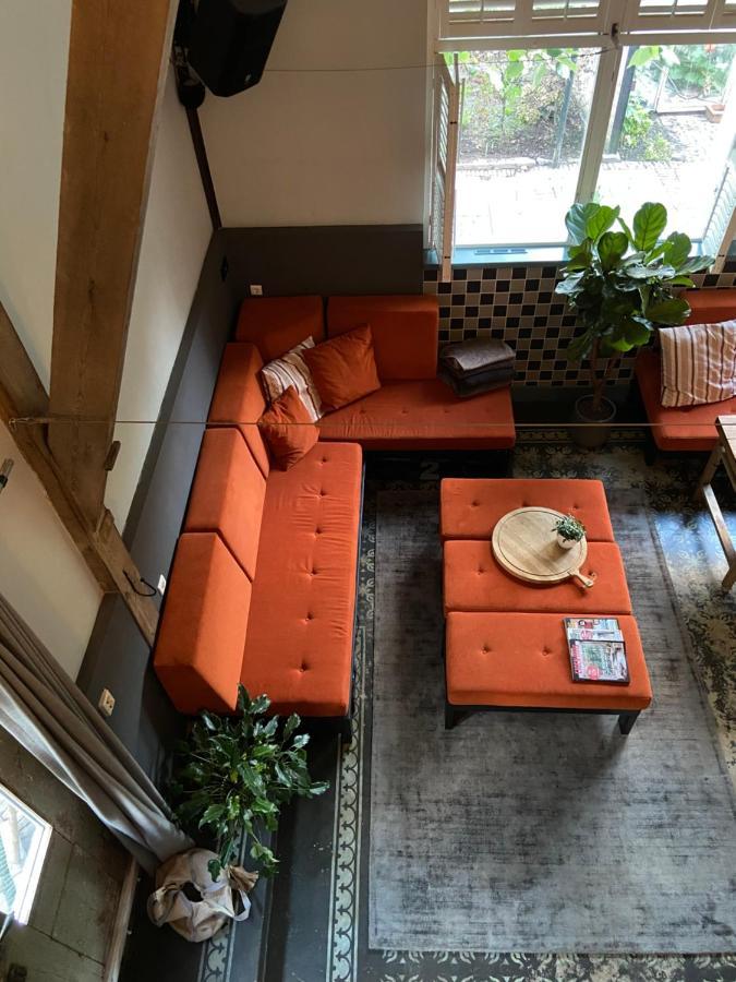 B&B De Lage Zwaluw Zwaluwe Kültér fotó